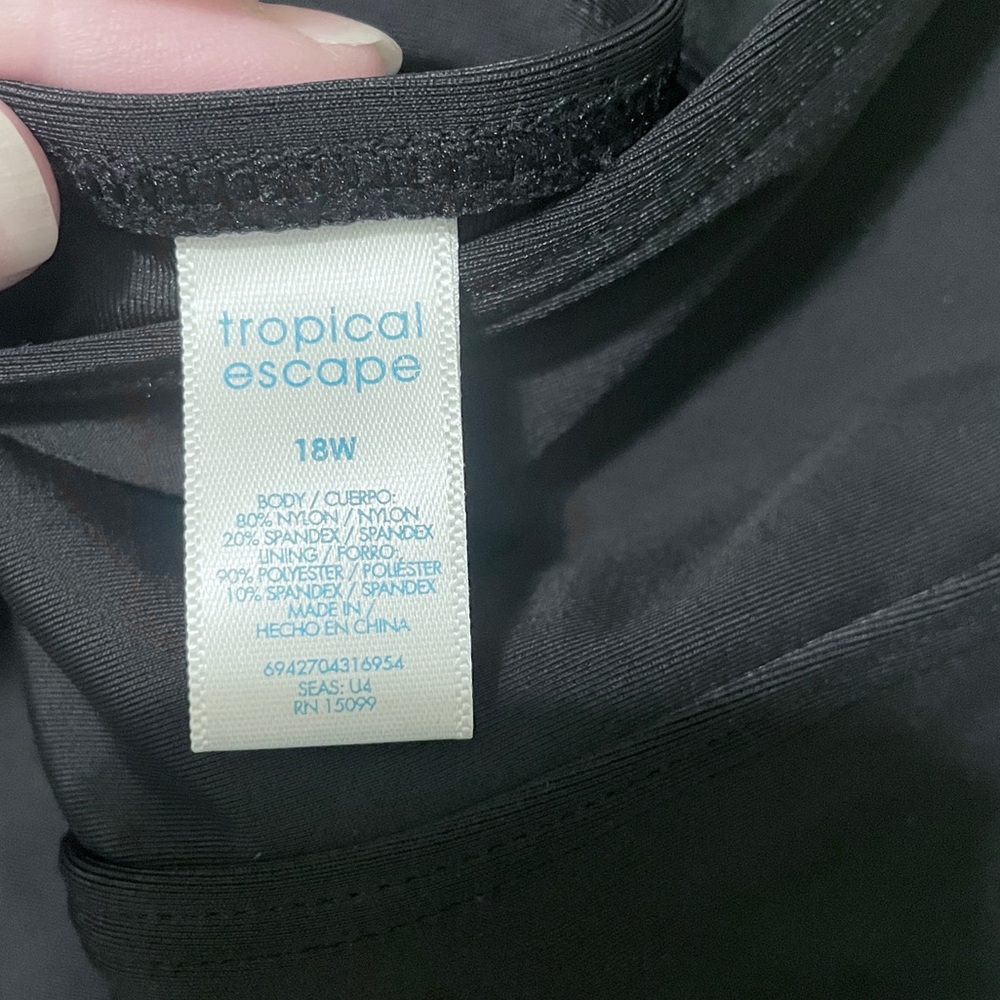 Tropical Escape Women's Floral Blue and Black Swimsuit Size 18W - Picture 8 of 12